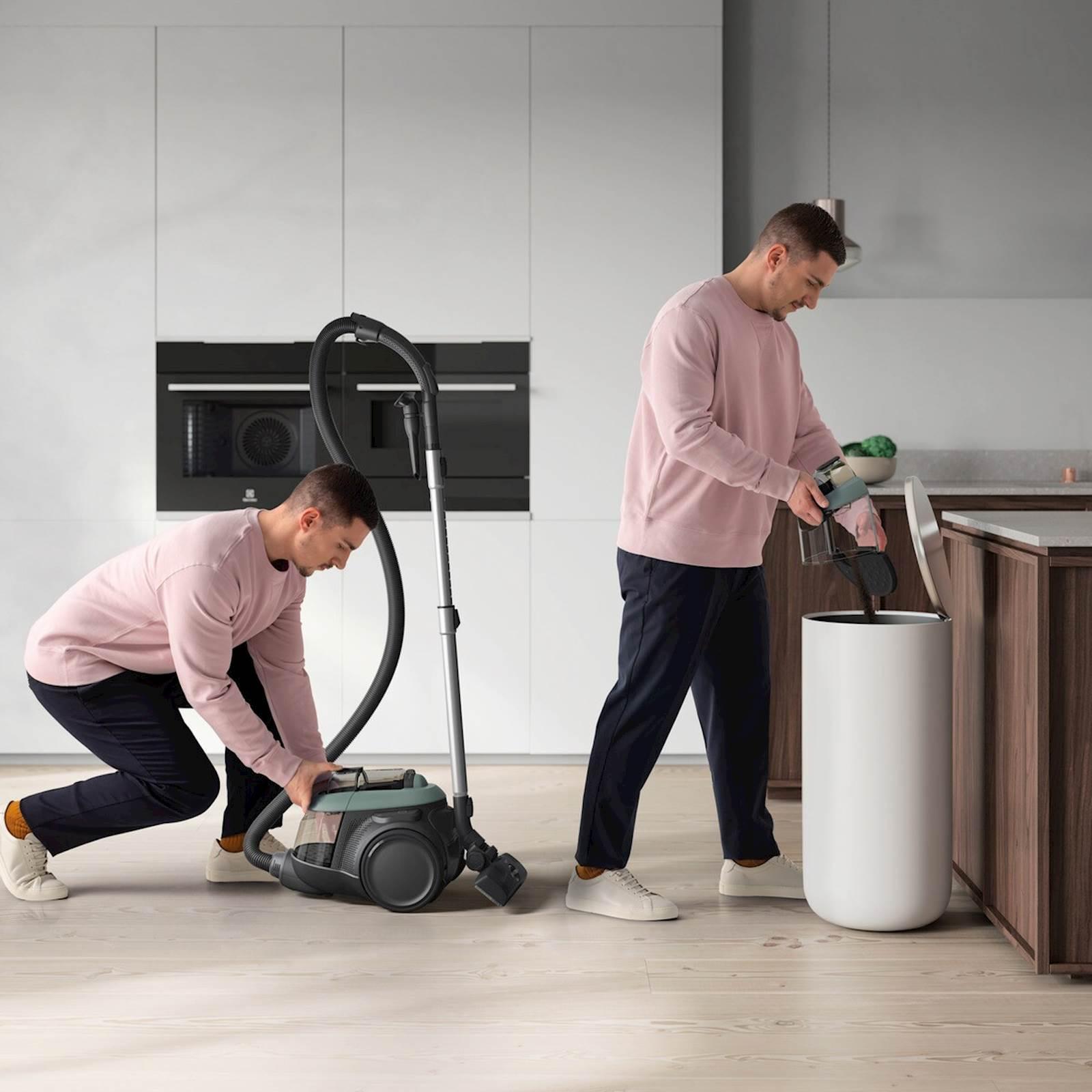 Sesalnik s posodo Electrolux EL61C2OG, brez vrečke - slika 5