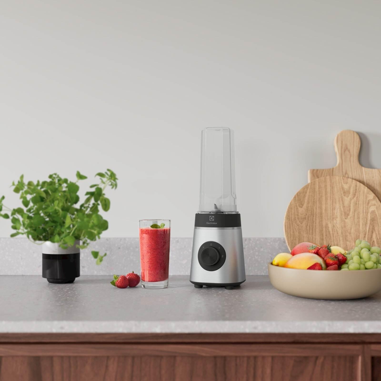 Pokončni mešalnik sport blender Electrolux E4CB1-6ST - slika 4