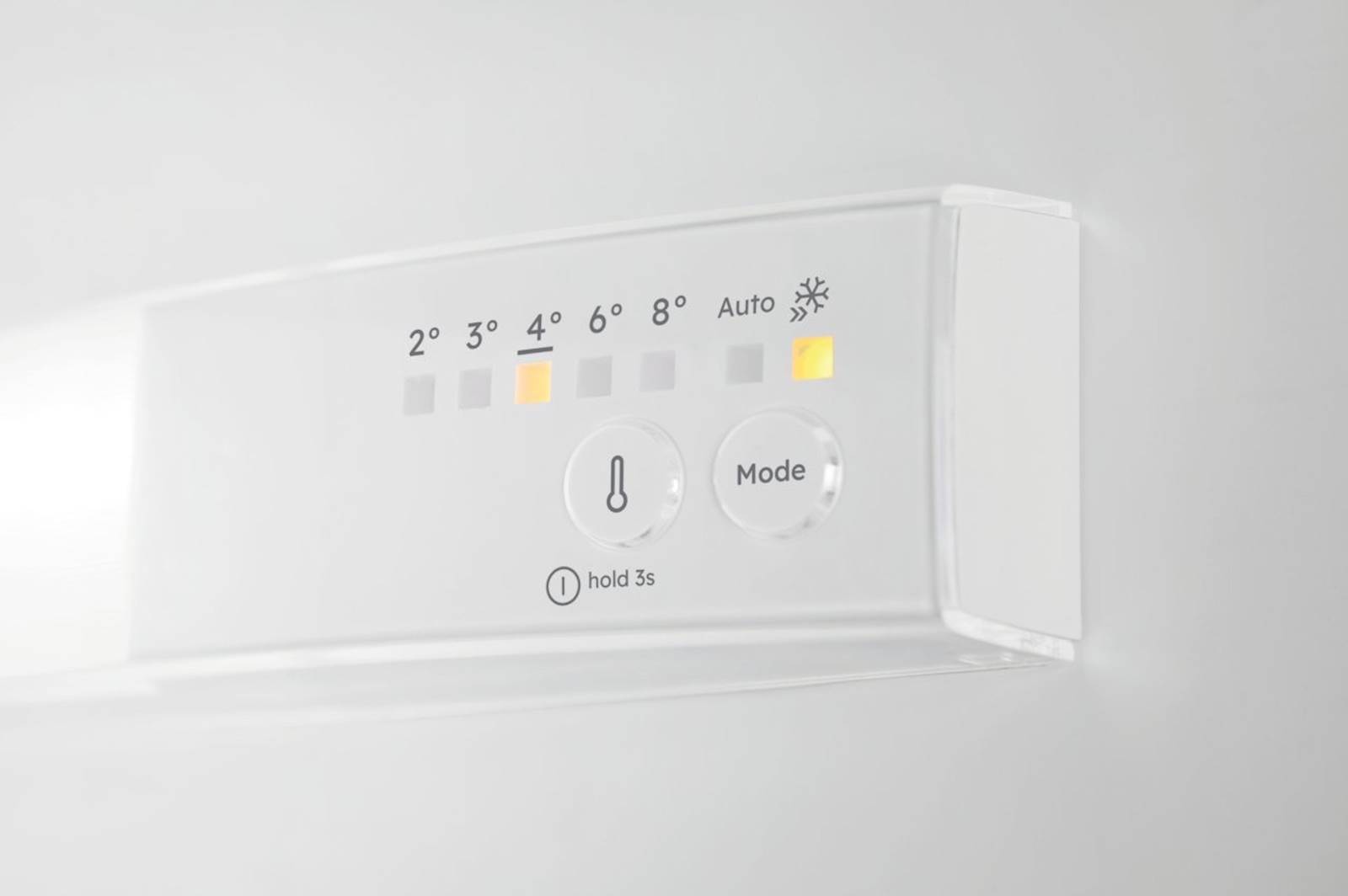 Vgradni komb. hladilnik Electrolux ENA7NE18S, No Frost - slika 5