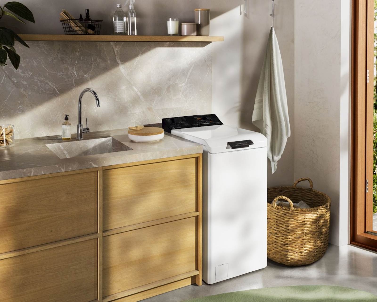 Pralni stroj Electrolux EW6T837E, 7 kg, zgor. polnjenje - slika 6